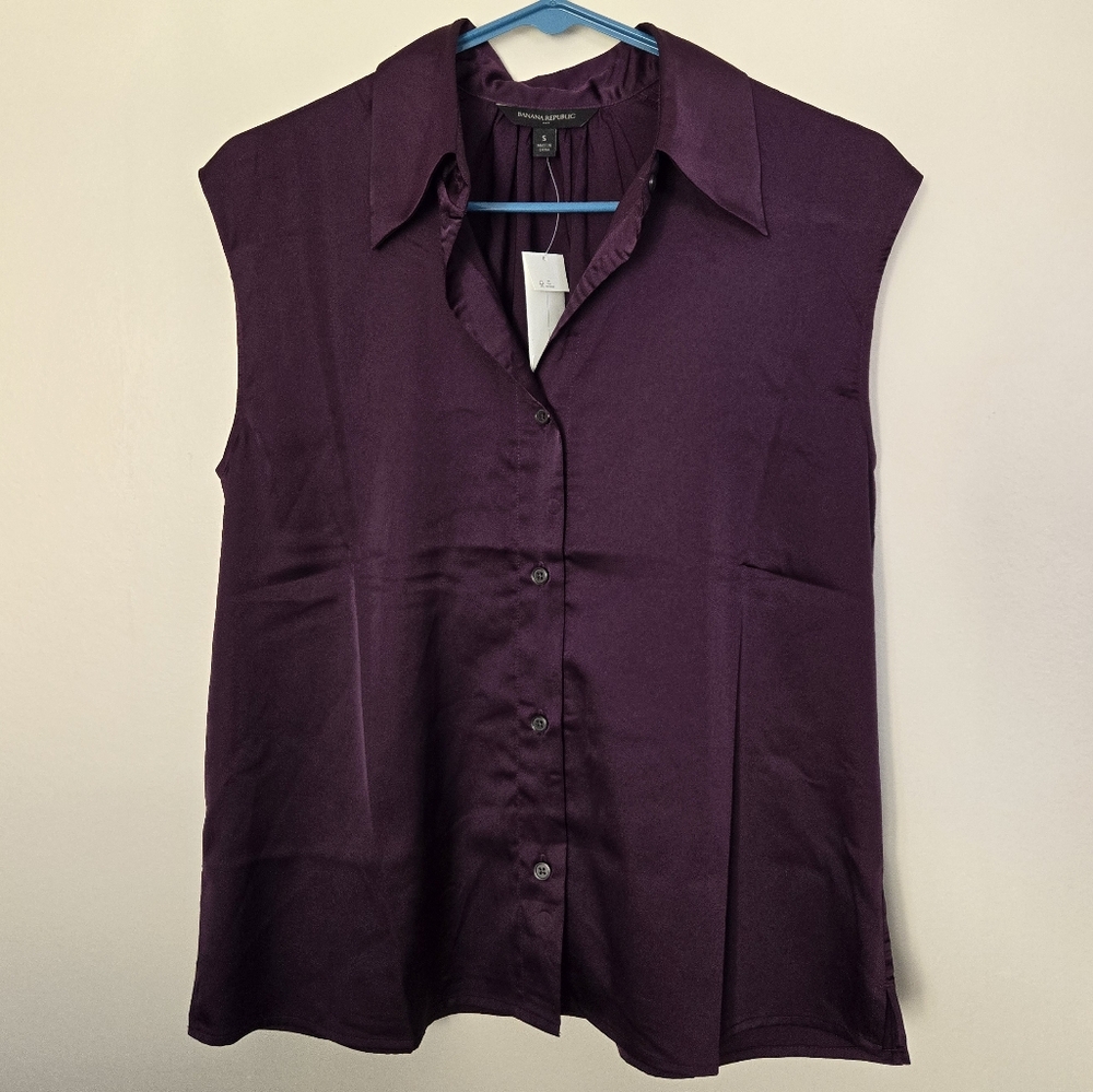 NWT Banana Republic Sleeveless Collared Blouse Size Small
